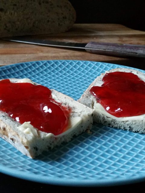 Weizen-Dinkelbrot