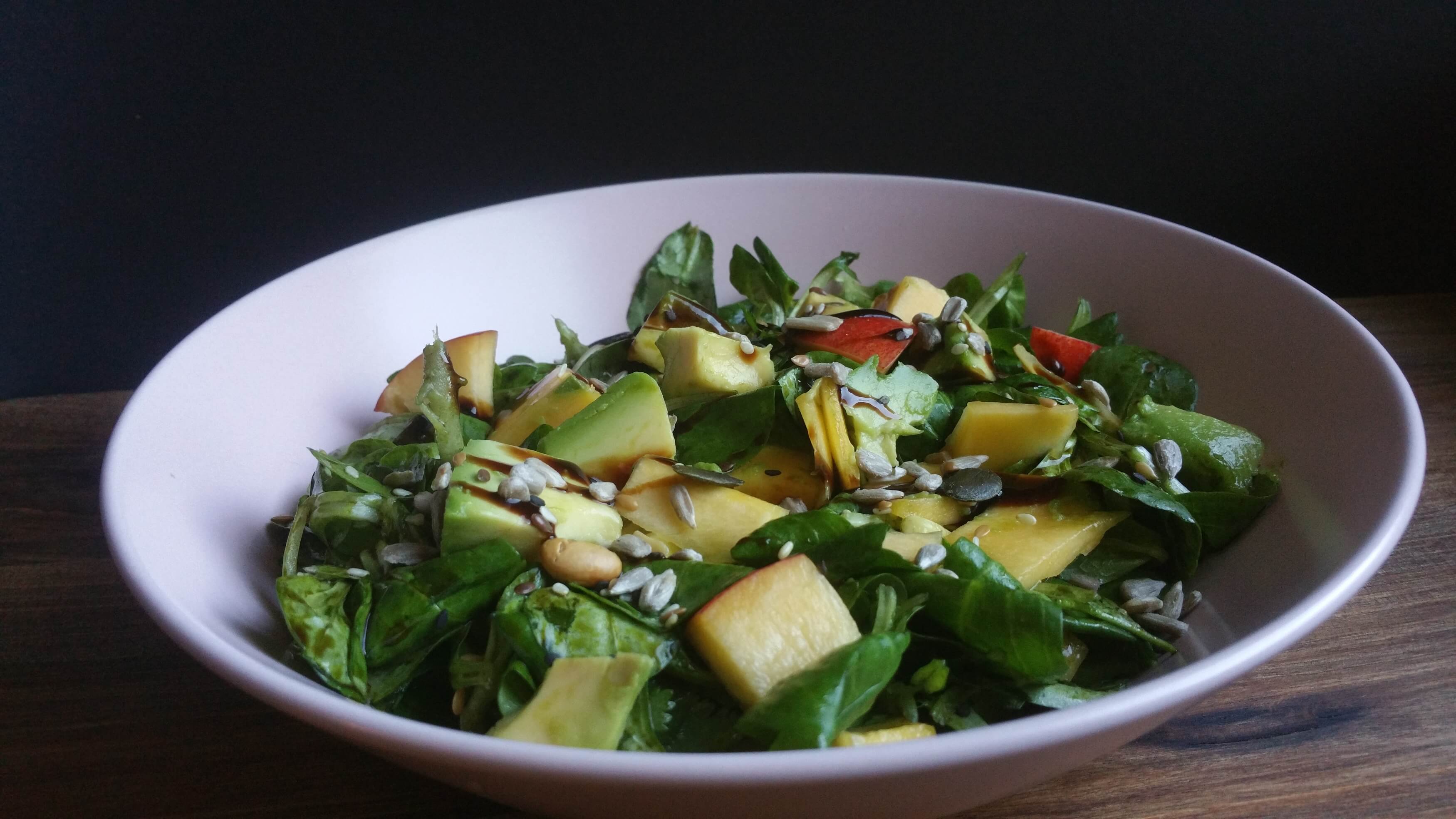 Avocado Mango Salat