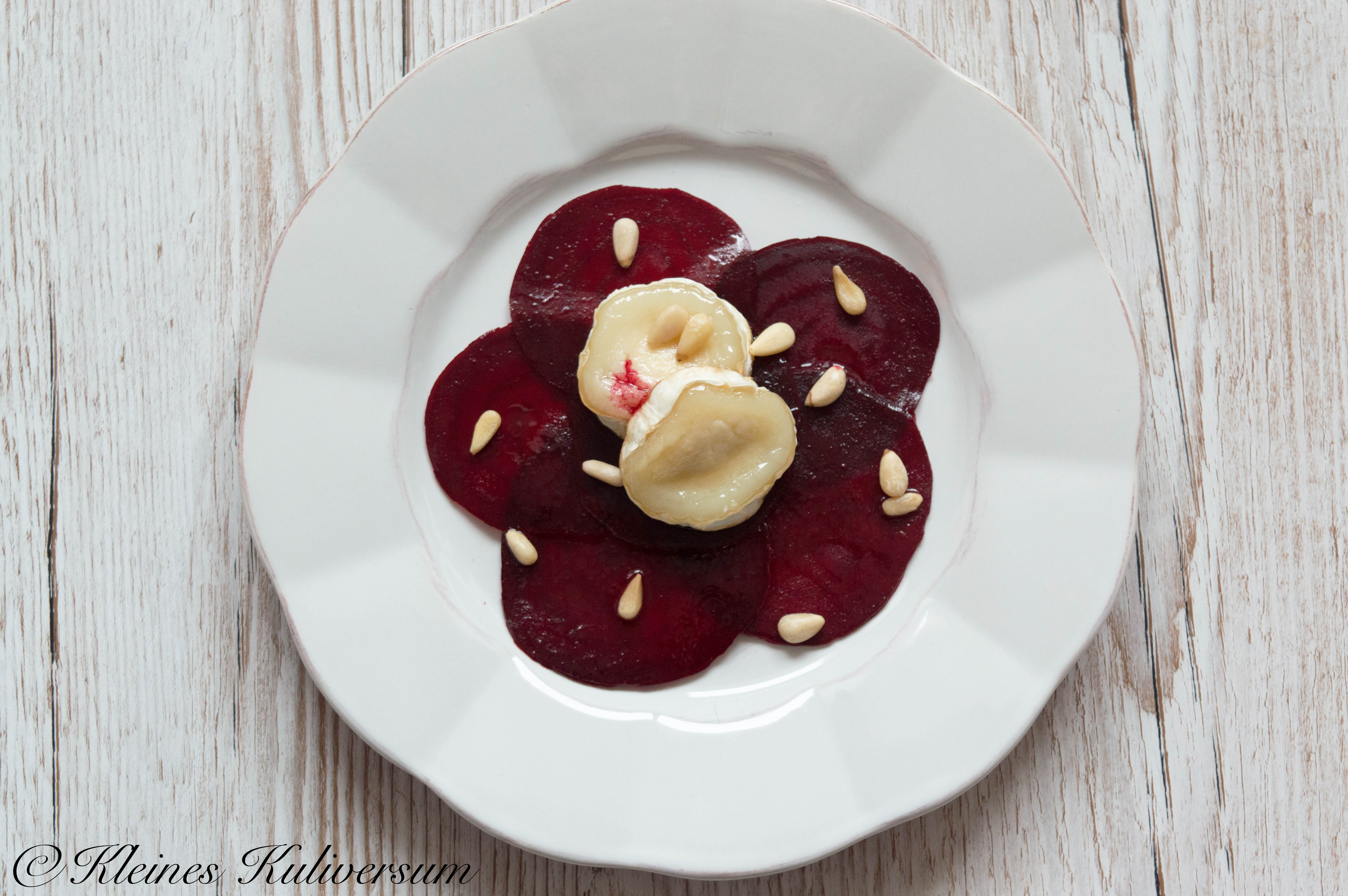 Rote Beete Carpaccio mit Ziegenkäse