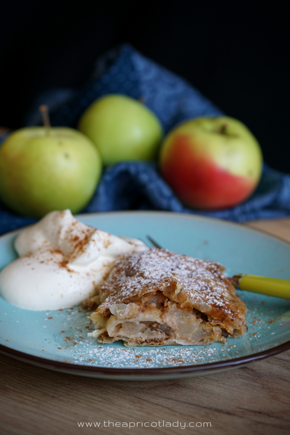 Apfel-Birnen-Strudel