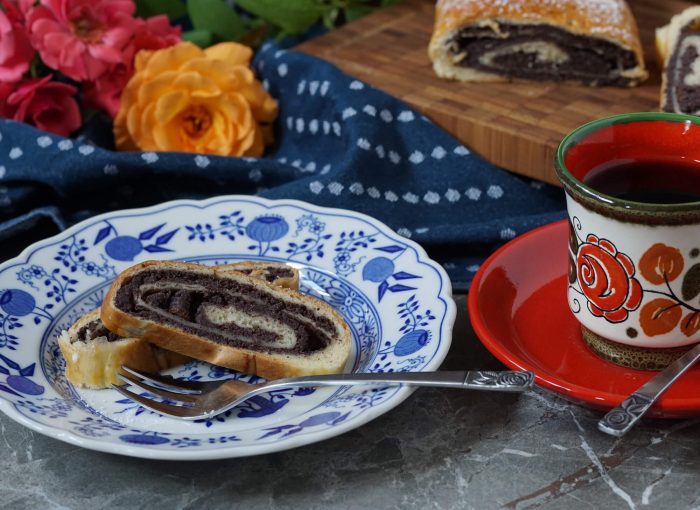 Mohnstrudel Rezept neu entdeckt in veganer Variante #vegan #backen #süss #rezept