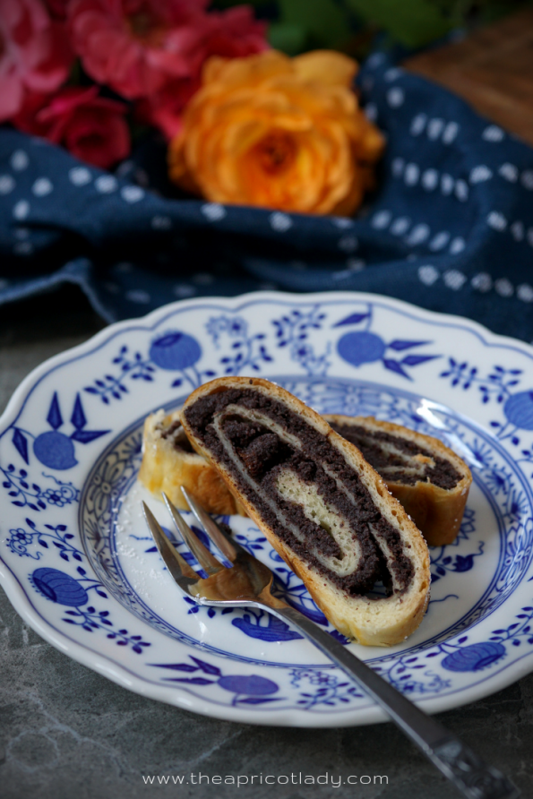 Mohnstrudel Rezept neu entdeckt in veganer Variante #vegan #backen #süss #rezept