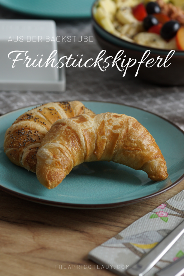 So macht du Frühstückskipferl selbst. Einfache Laugen-Croissant #backen #frühstück #selbstgemacht #rezept #weihnachtsfrühstück