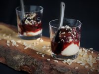 Zwetschgenröster mit Vanillepudding