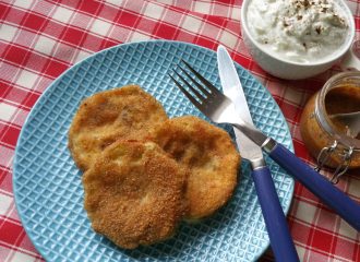 Panierte Zucchini im Backrohr zubereiten