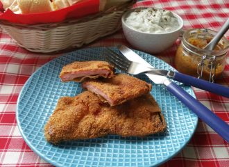 zum Oktoberfest: panierter Leberkäse aus dem Backofen