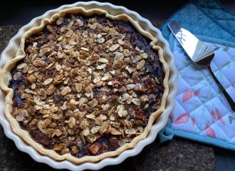 Zwetschgen-Schokolade-Tarte mit Toffifee